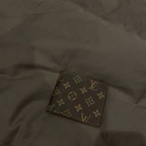 Louis wallet